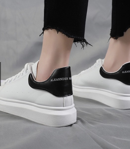 KL796 - 2021 Stylish Sneakers Black